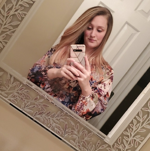 Meet your Posher, Paige - Picture 1 of 1